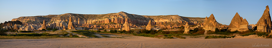 Goreme - Click to enlarge the panorama